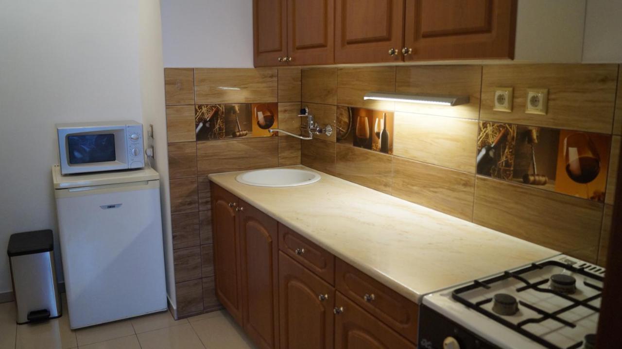 Apartment Sinko - Free Garage Parking, Central, 2 Bedrooms 4 Single Beds, Flexi Check-Out Budapeszt Zewnętrze zdjęcie