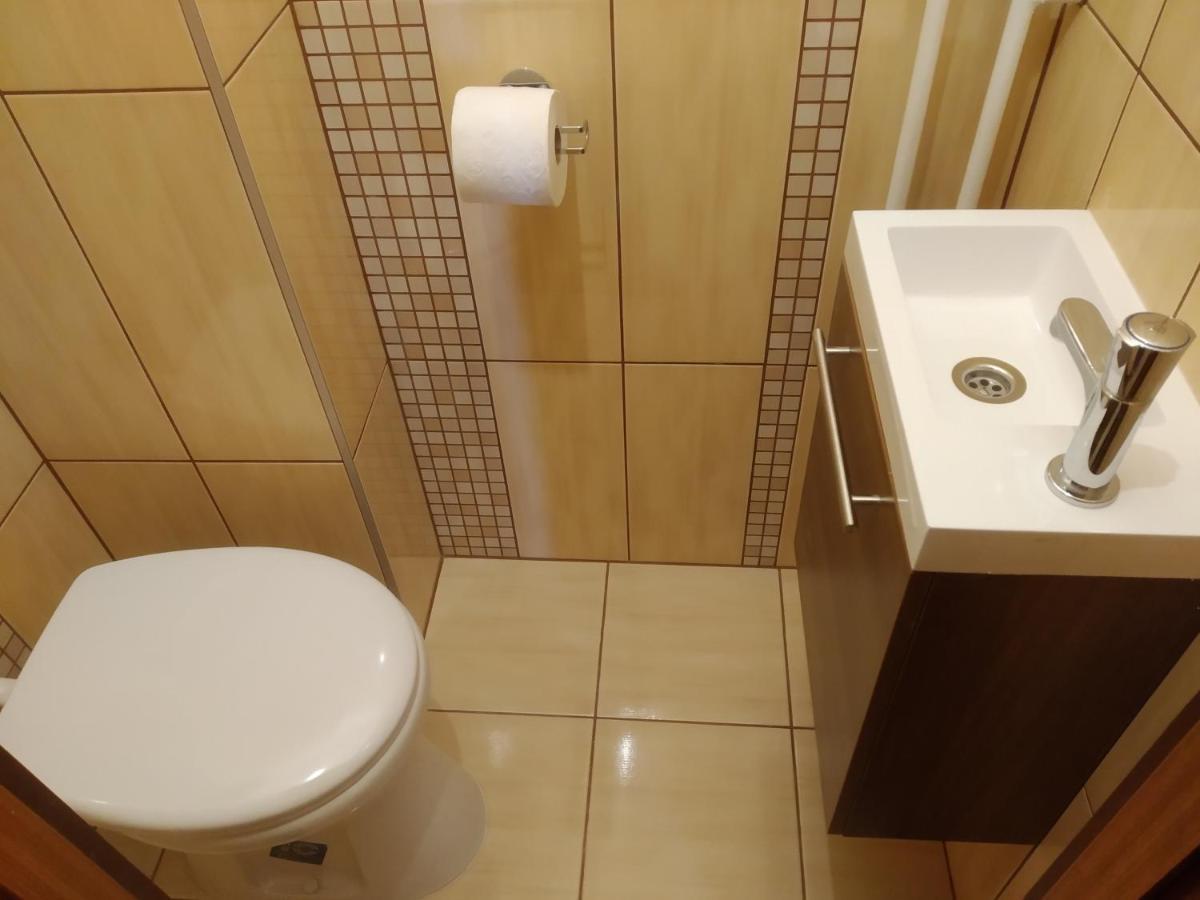 Apartment Sinko - Free Garage Parking, Central, 2 Bedrooms 4 Single Beds, Flexi Check-Out Budapeszt Zewnętrze zdjęcie