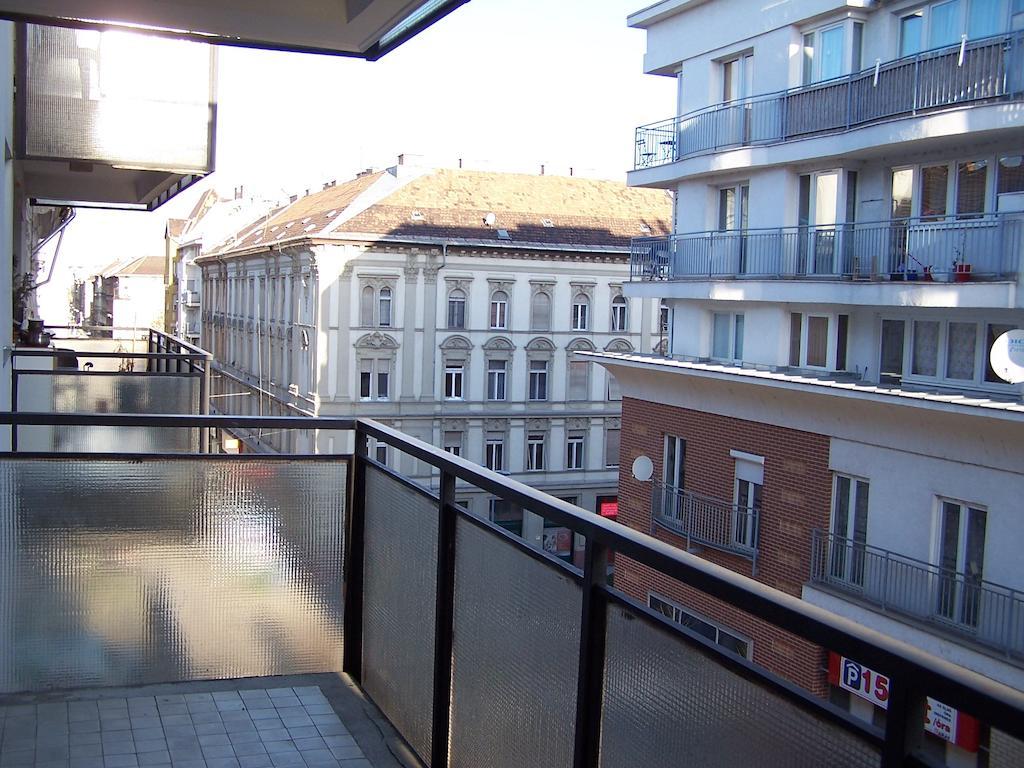 Apartment Sinko - Free Garage Parking, Central, 2 Bedrooms 4 Single Beds, Flexi Check-Out Budapeszt Zewnętrze zdjęcie