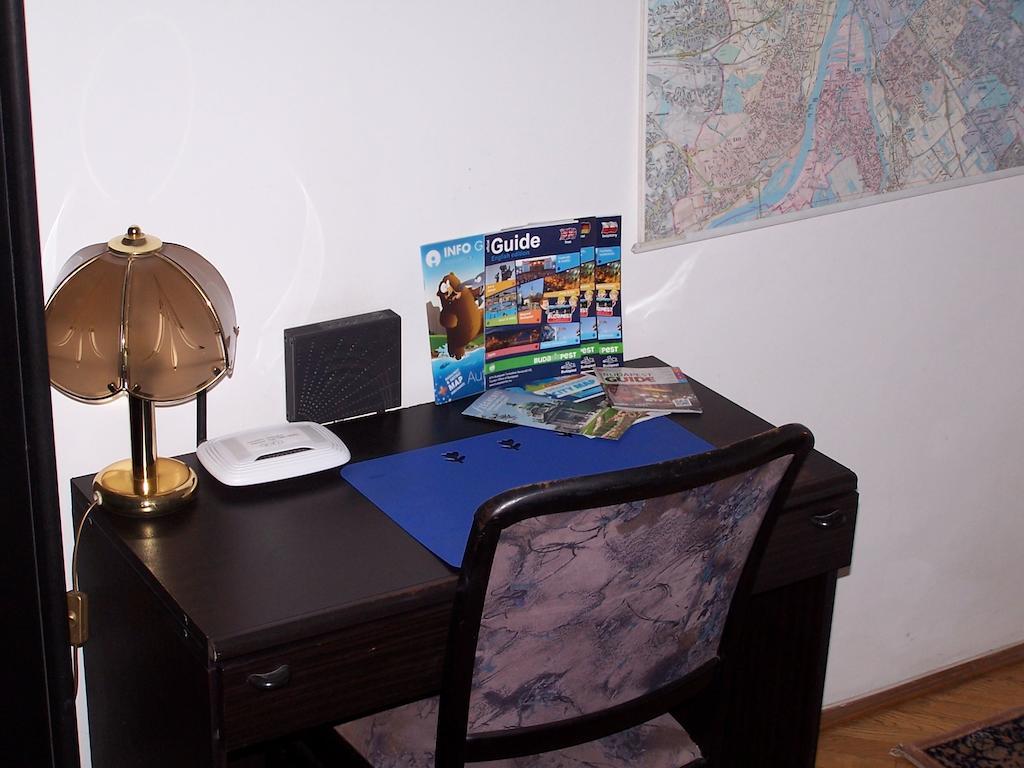Apartment Sinko - Free Garage Parking, Central, 2 Bedrooms 4 Single Beds, Flexi Check-Out Budapeszt Pokój zdjęcie